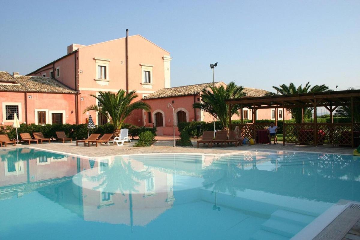Hotel Lady Lusya Cassibile Bagian luar foto